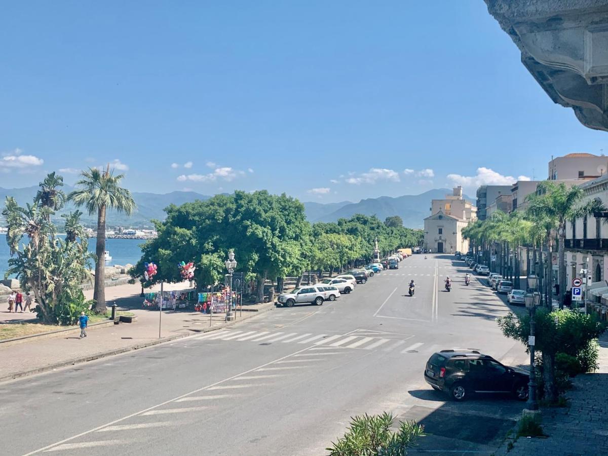 I Mezzanini Di Palazzo Bonaccorsi Appartement Milazzo Buitenkant foto